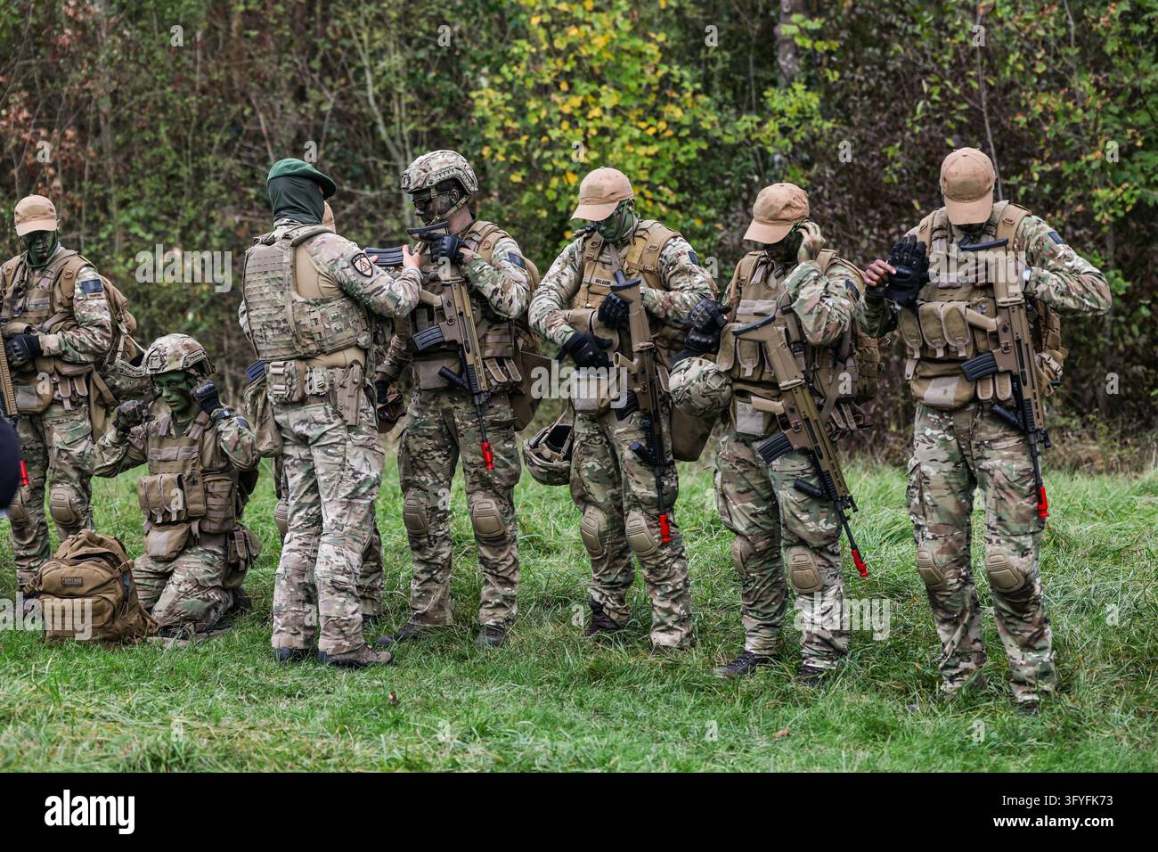 This image shows an immersive day with the participants in the Military ...