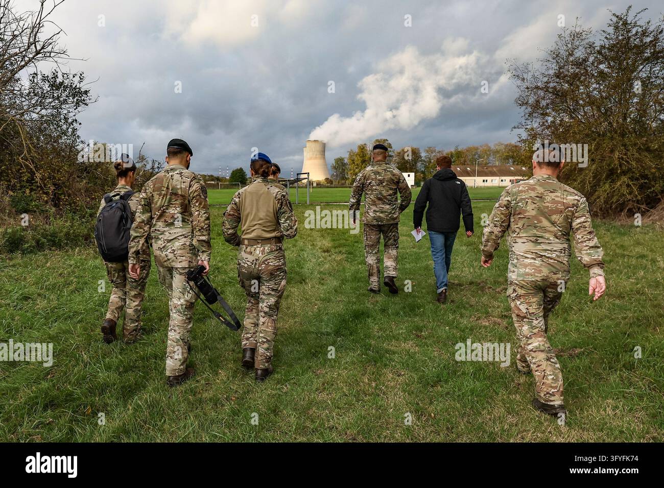 This image shows an immersive day with the participants in the Military ...