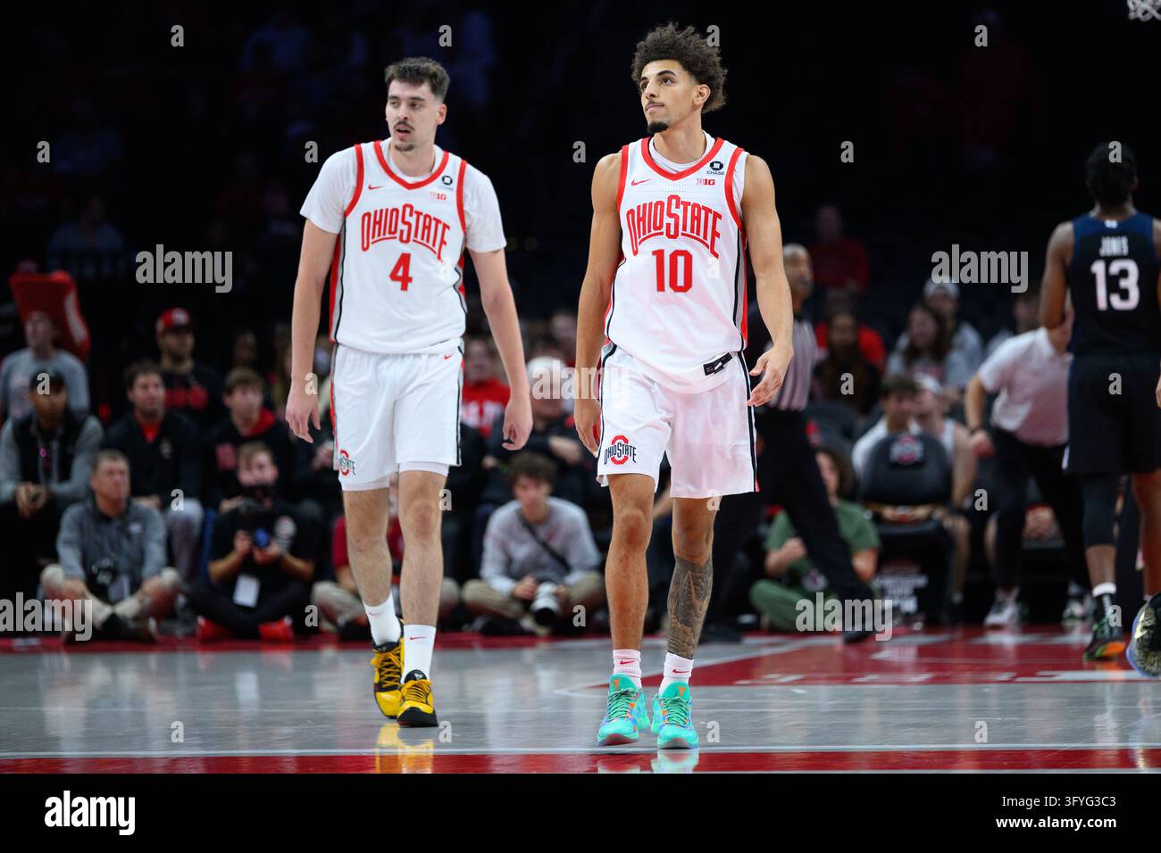 COLUMBUS, OH - OCTOBER 25: Ohio State Buckeyes guard Justin Pippen (10 ...