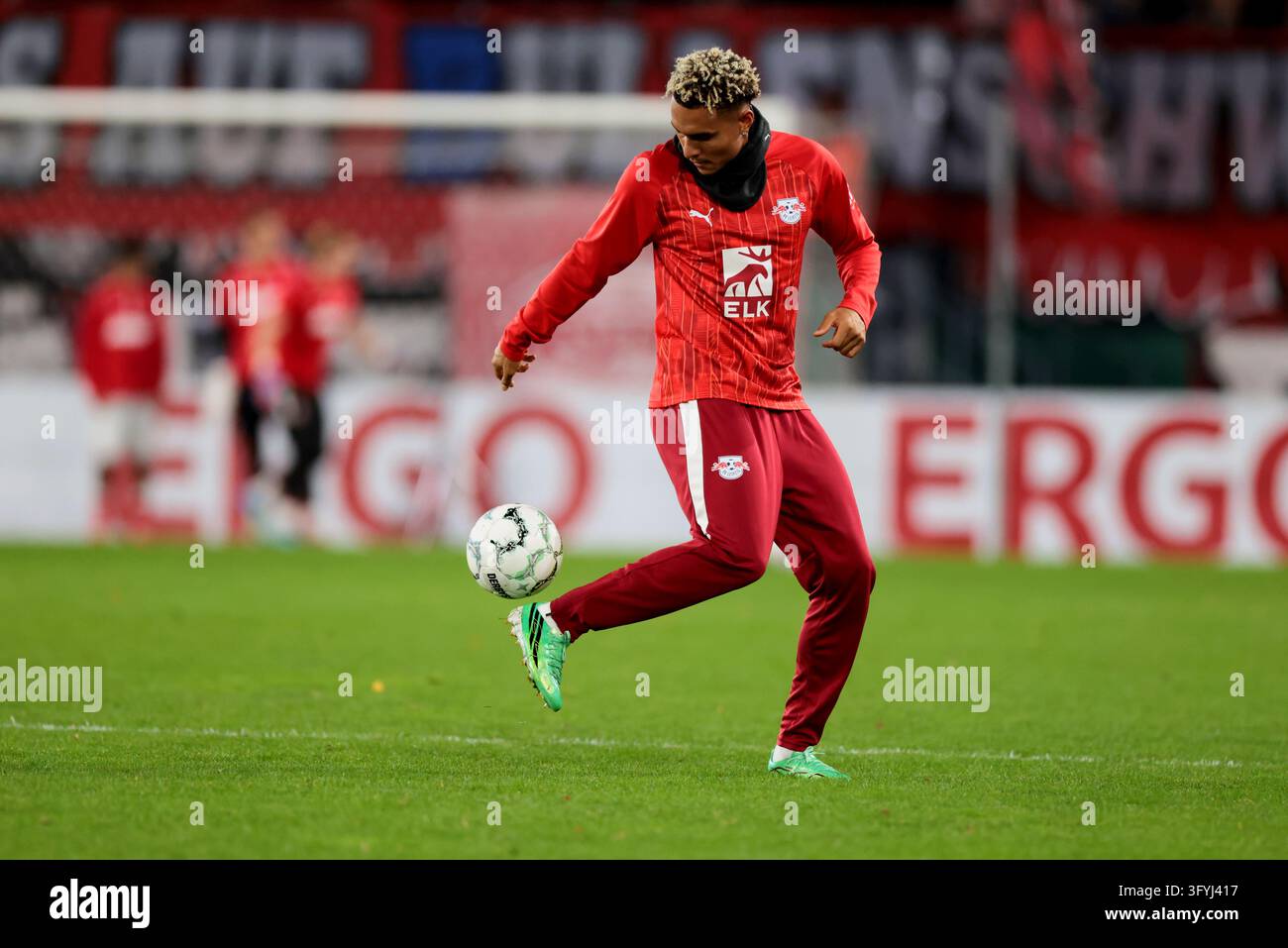 Rot weiss essen vs rb leipzig hi-res stock photography and images - Alamy
