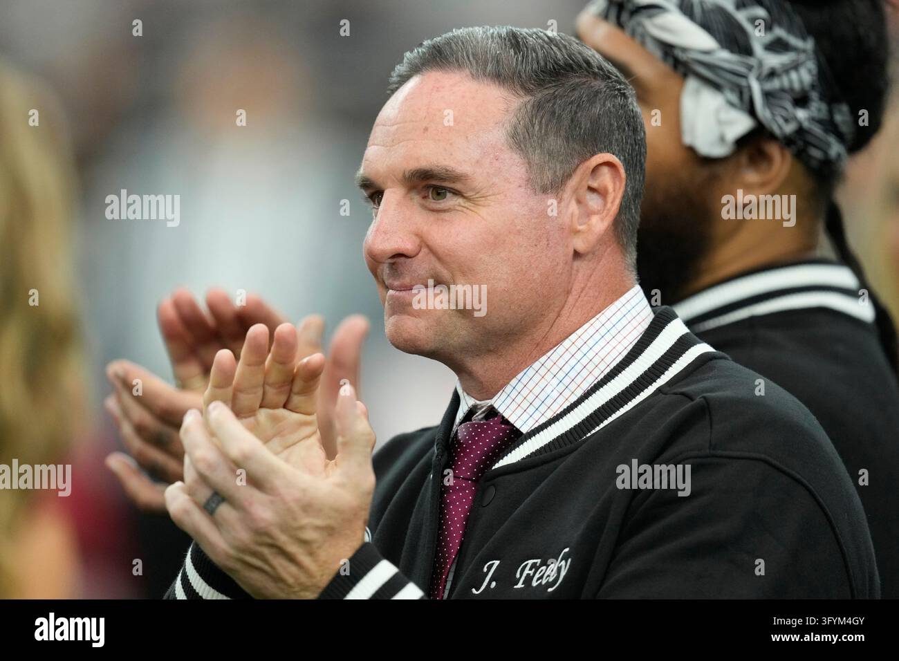 Jay Feely, Republican congressional candiate for CD1, applauds former ...