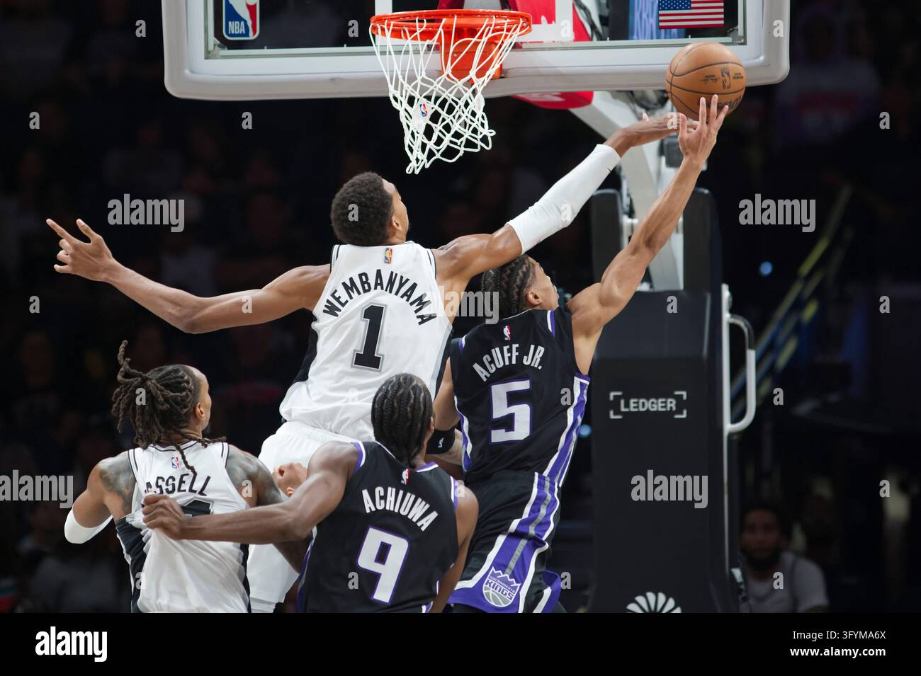 San Antonio Spurs center Victor Wembanyama (1) defends Sacramento Kings ...