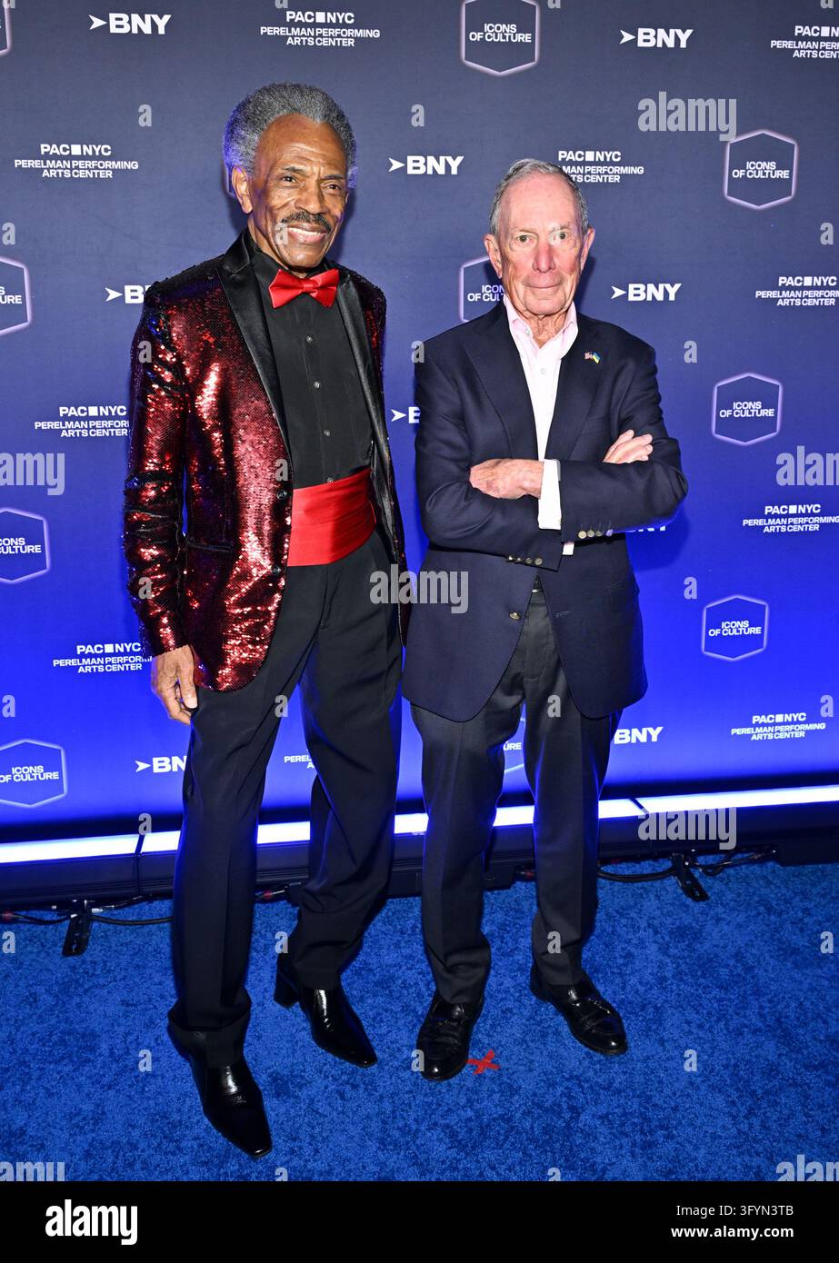 André De Shields, left, and Michael Bloomberg attend the PAC NYC Icons ...