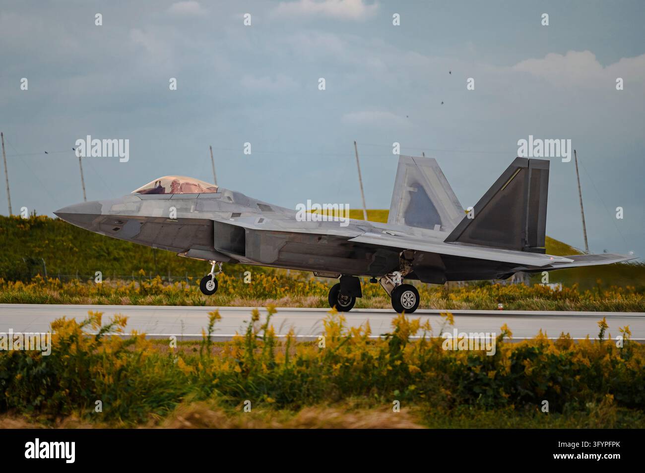 A U.S. Air Force F-22 Raptor assigned to the 525th Expeditionary ...