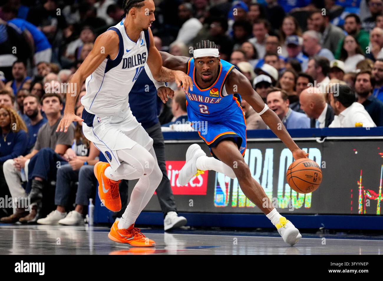 Oklahoma City Thunder guard Shai Gilgeous-Alexander (2) drives past ...
