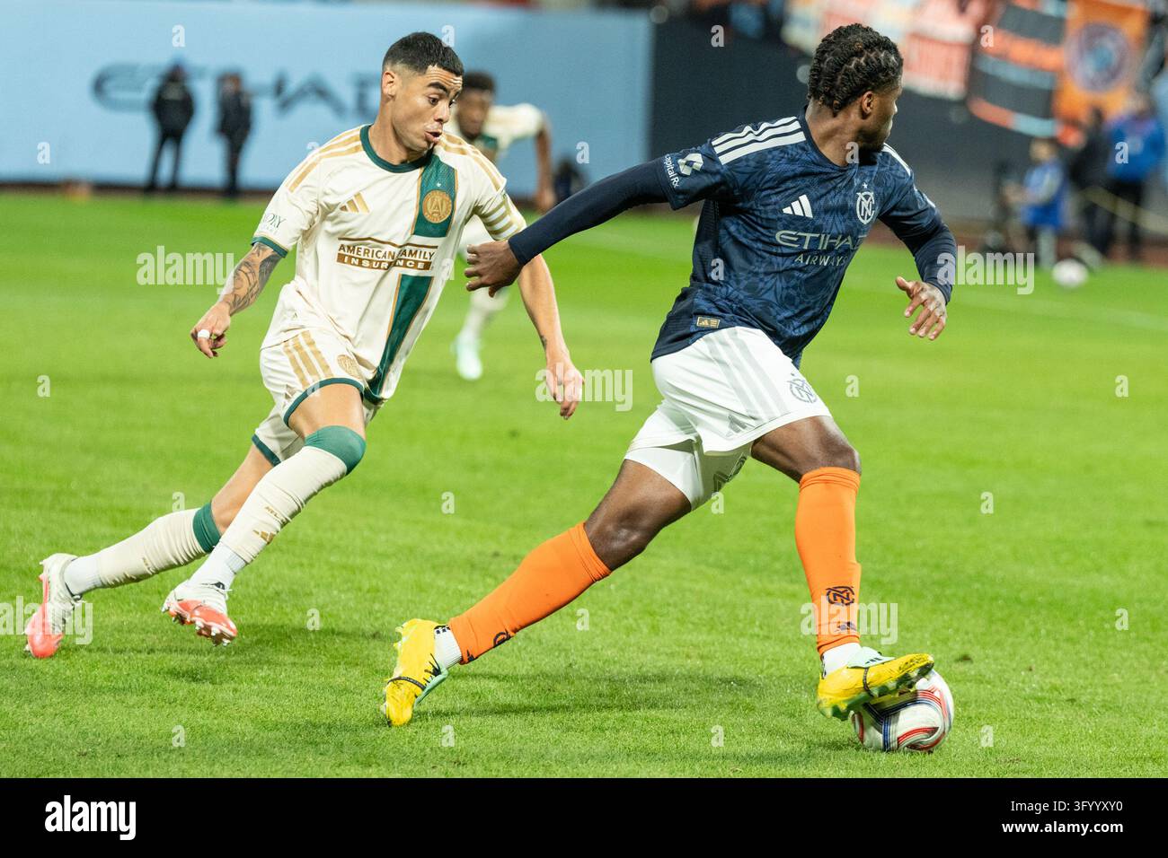 Thiago Martins (13) of NYCFC controls the ball during MLS regular ...