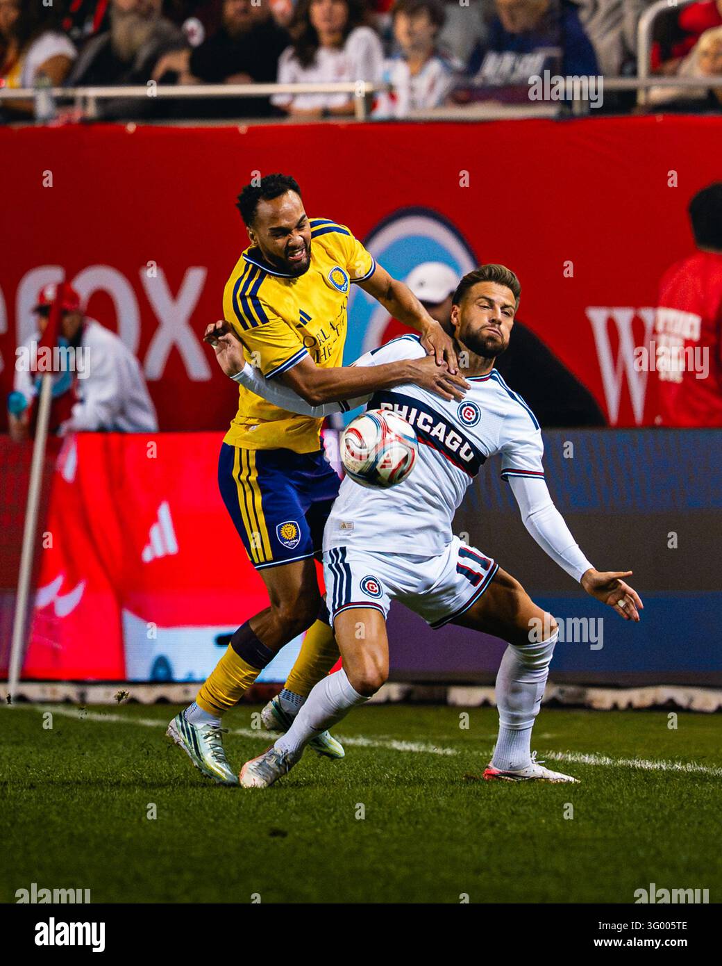 Chicago Fire FC forward Philip Zinckernagel (11) battles for the ball ...