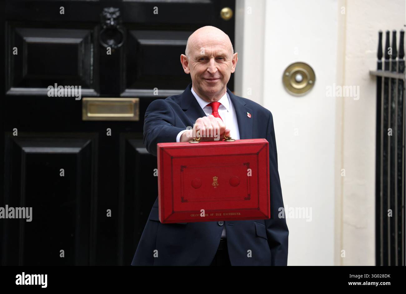 Chancellor John Healey leaves 11 Downing Street to present the Autumn ...