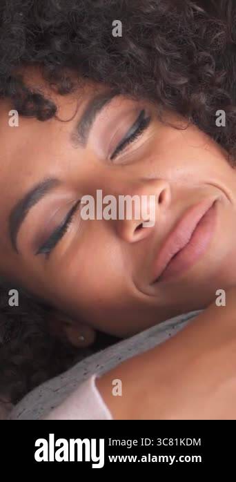 Rus porno aktrisa foto katalogi Ayollarning ozlarini dildolar bilan sikishini va oq suyuqlik ajratishini tomosha qiling