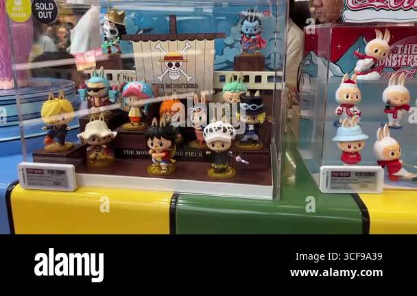 Labubu display shelf Stock Videos & Footage - HD and 4K Video Clips - Alamy