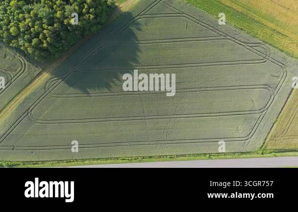 Triangular fields Stock Videos & Footage - HD and 4K Video Clips - Alamy