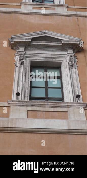 Pediment design Stock Videos & Footage - HD and 4K Video Clips - Alamy