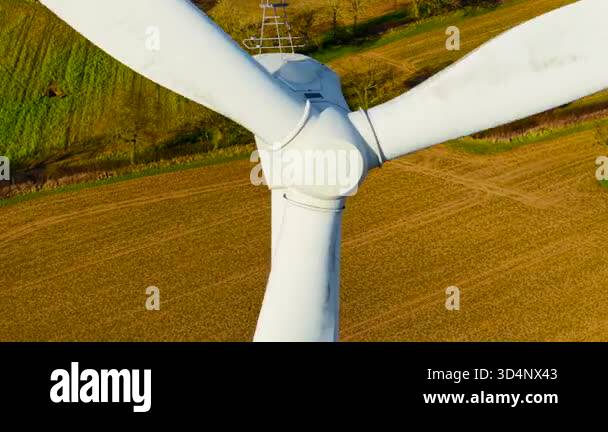 Large rotor wind electric generator. Wind turbine rotating energy ...