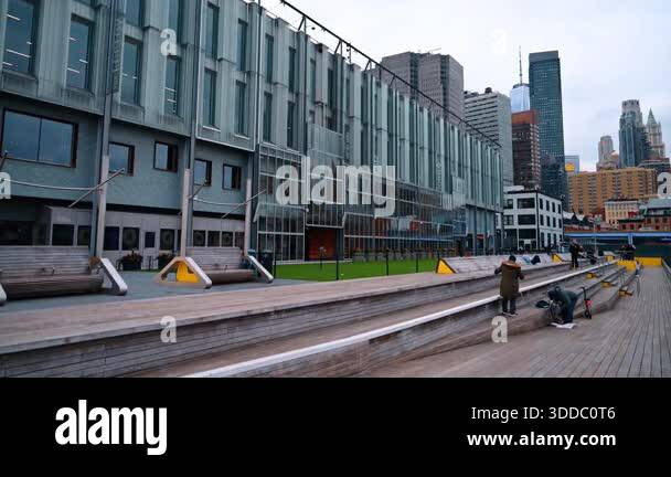 New York, USA, 5 December 2025: Waterfront Deck and Tiered Seating by ...