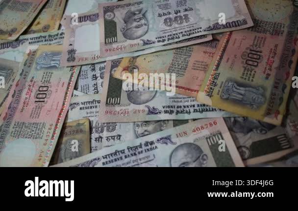 Counting Indian rupee notes rapidly, Closeup of counting Indian rupee ...
