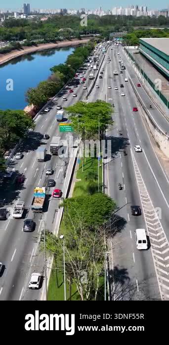 Cityscape of traffic jam at highway road landmark of Sao Paulo Brazil ...