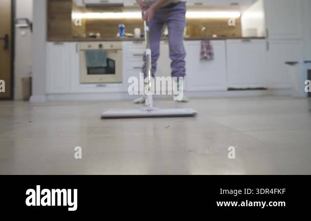 Best Ways to Clean Laminate Floors: 7 Proven Techniques