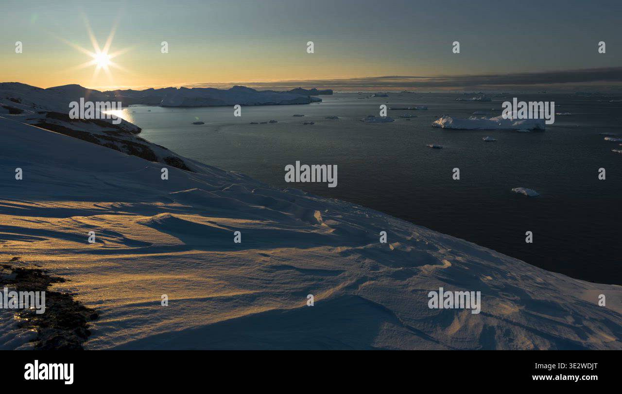 Sunset over Disko Bay icebergs in winter Stock Video Footage - Alamy