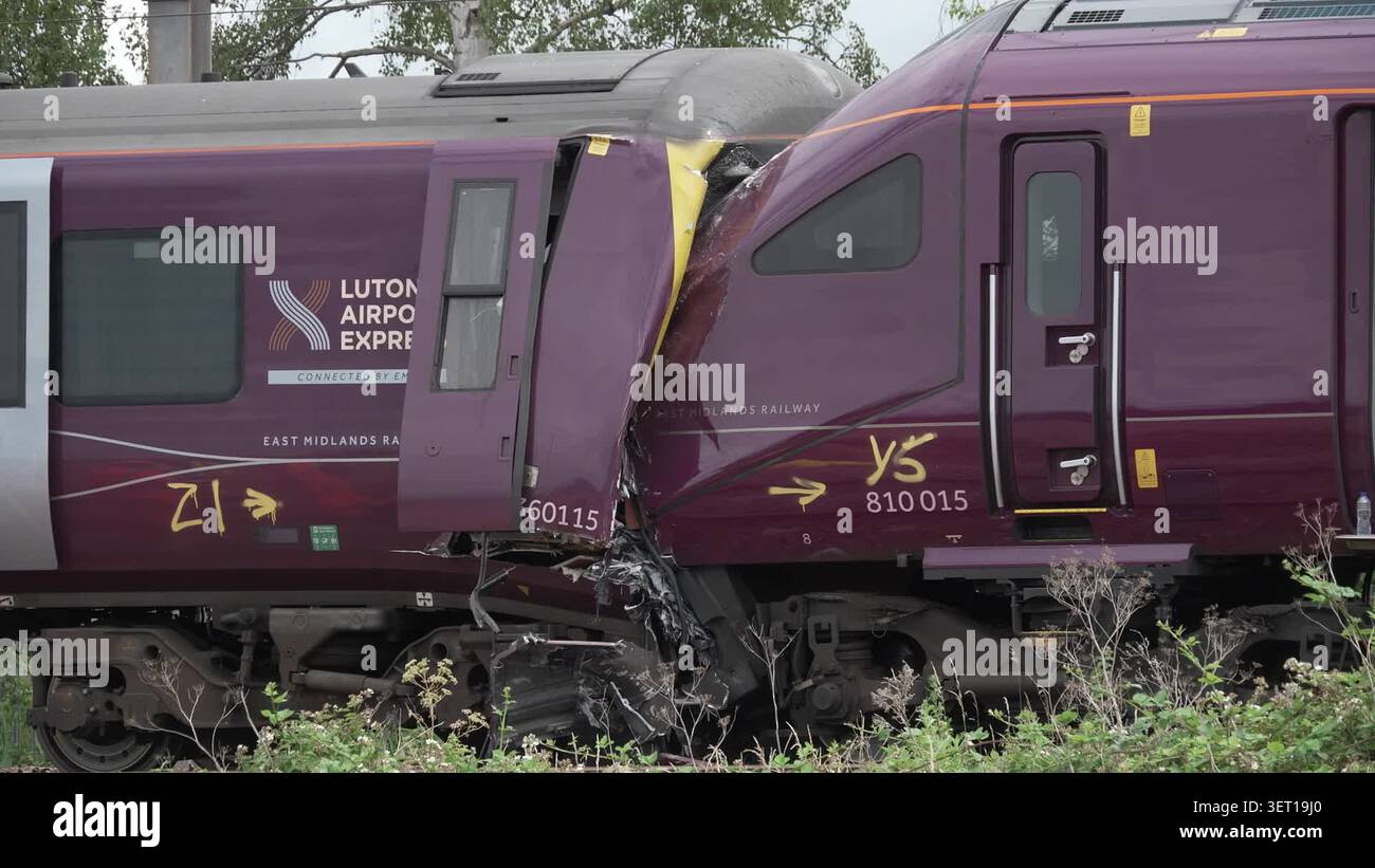 bedford-train-collision-close-up-of-wreckage-at-elstow-crash-site