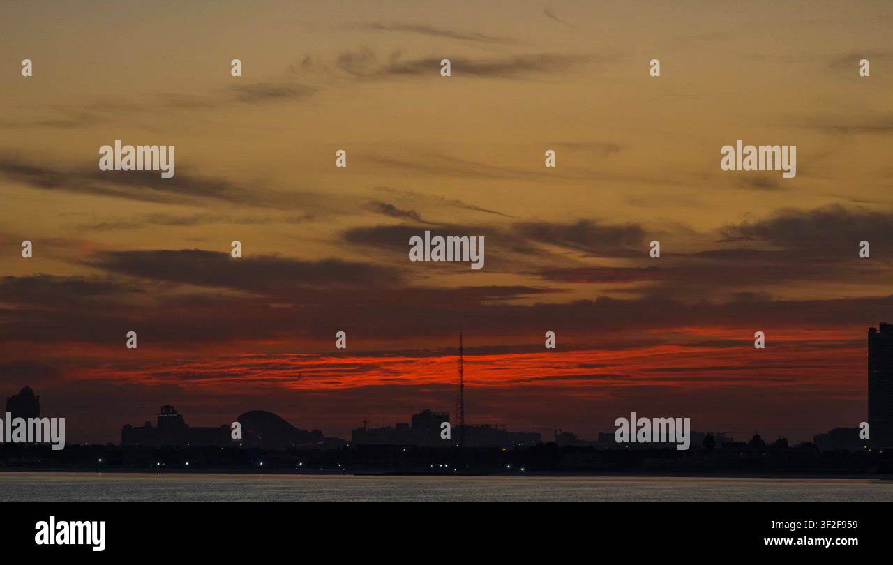 Dubai Timelapse sunrise Stock Video Footage - Alamy