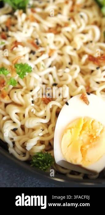noodle-bowl-no-meat-broth-egg-vegetables-vegetarian-dish-delicious