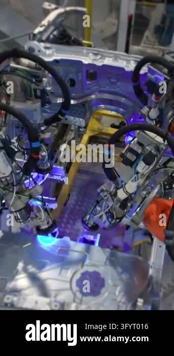 Vertical Line Panel Robotic welding fixture clamping car floor panel on automotive assembly ...