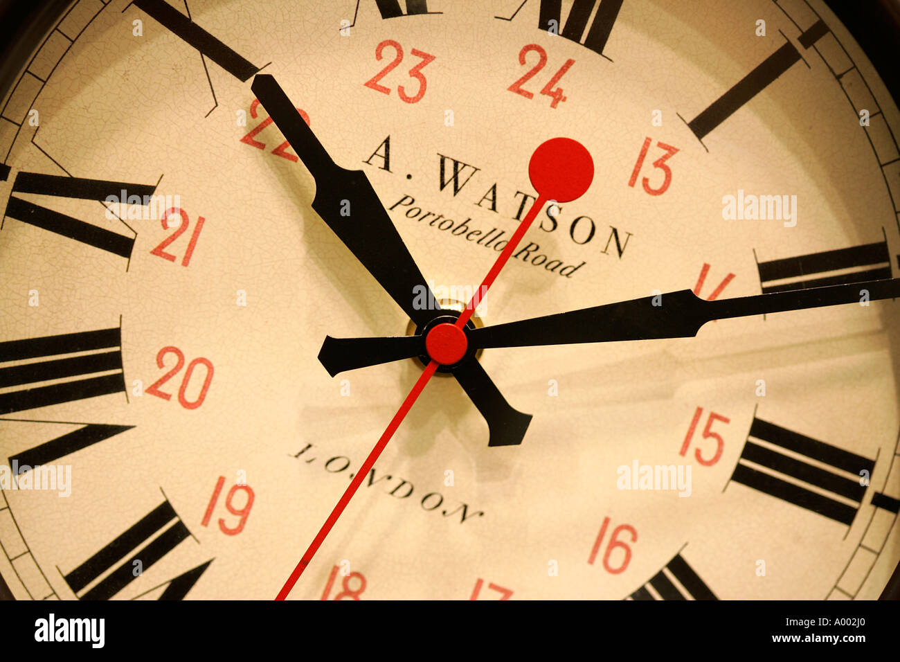 10 ten past ten o clock past time timepiece old stile decoration