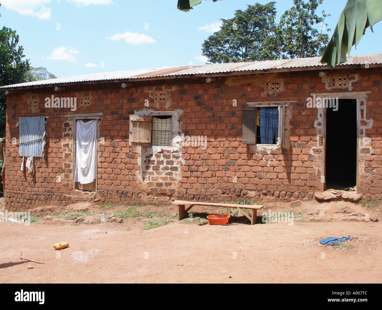 Typical low urban housing in Kampala, Uganda Stock Photo Alamy