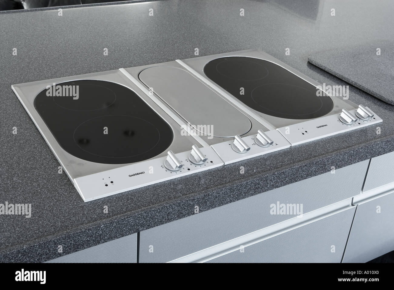 halogen hob in kitchen of modern home Stock Photo Alamy