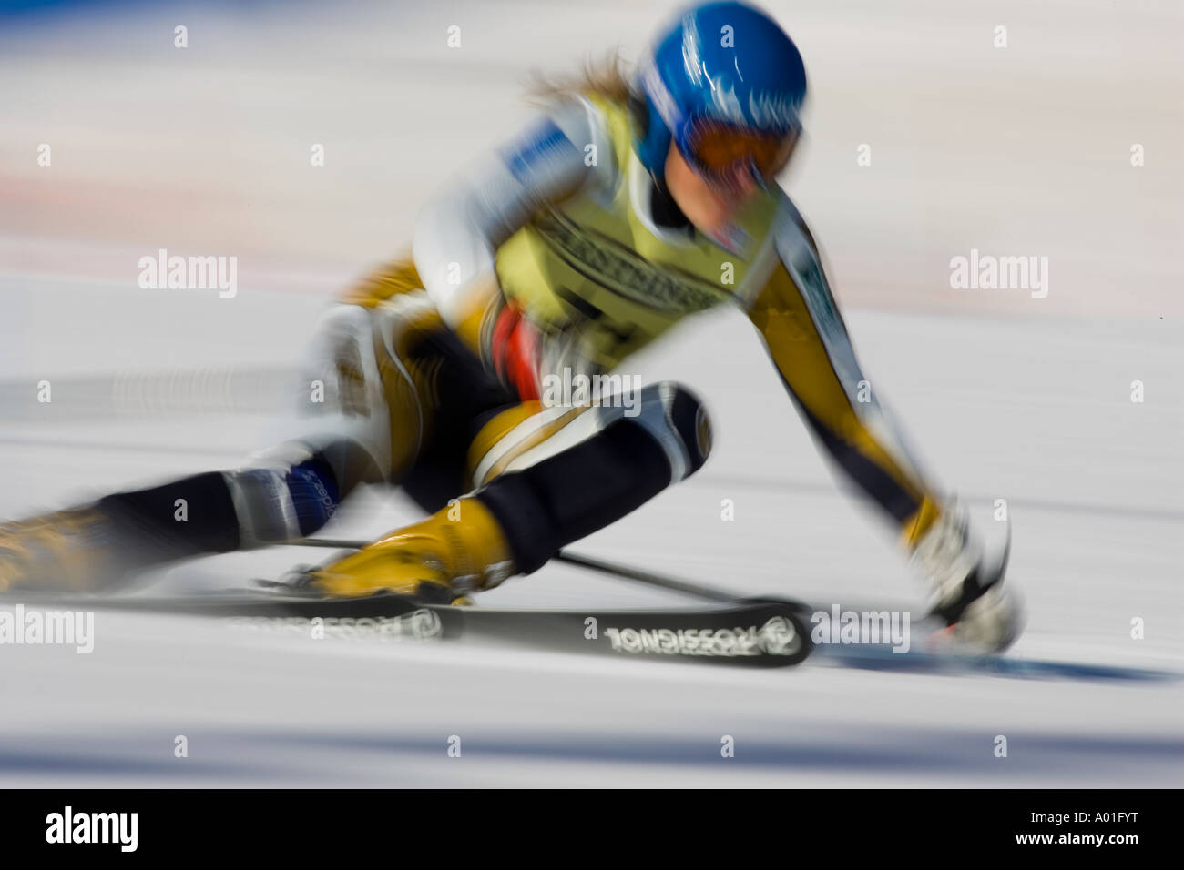 GIANT SLALOM, woman - Typical blurred - Weltcup Damen, Ofterschwang/GER - 04 02 2006 Stock Photo