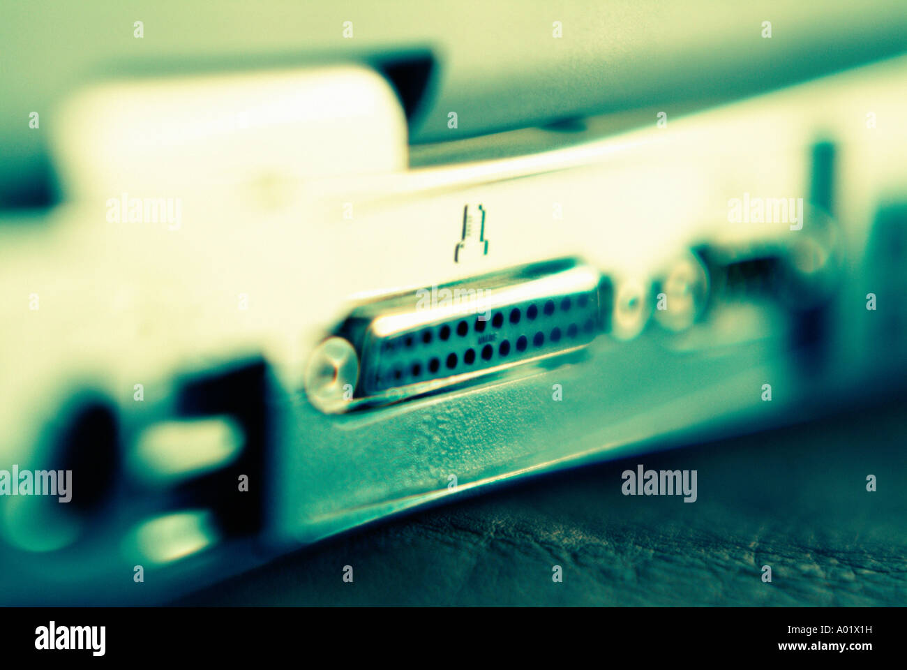 Parallel port computer hi-res stock photography and images - Alamy