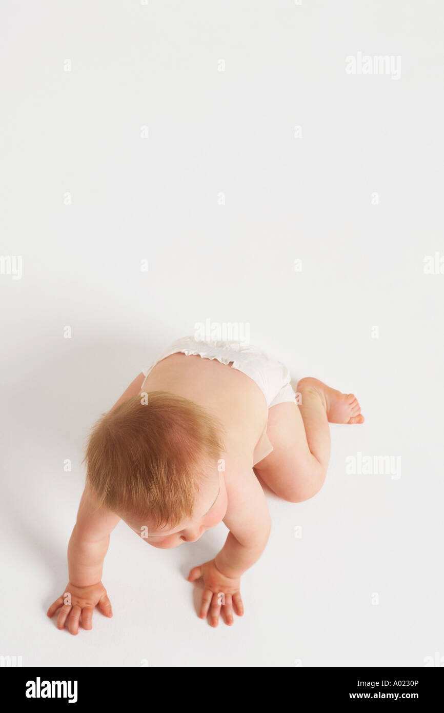Baby crawl hi-res stock photography and images - Alamy