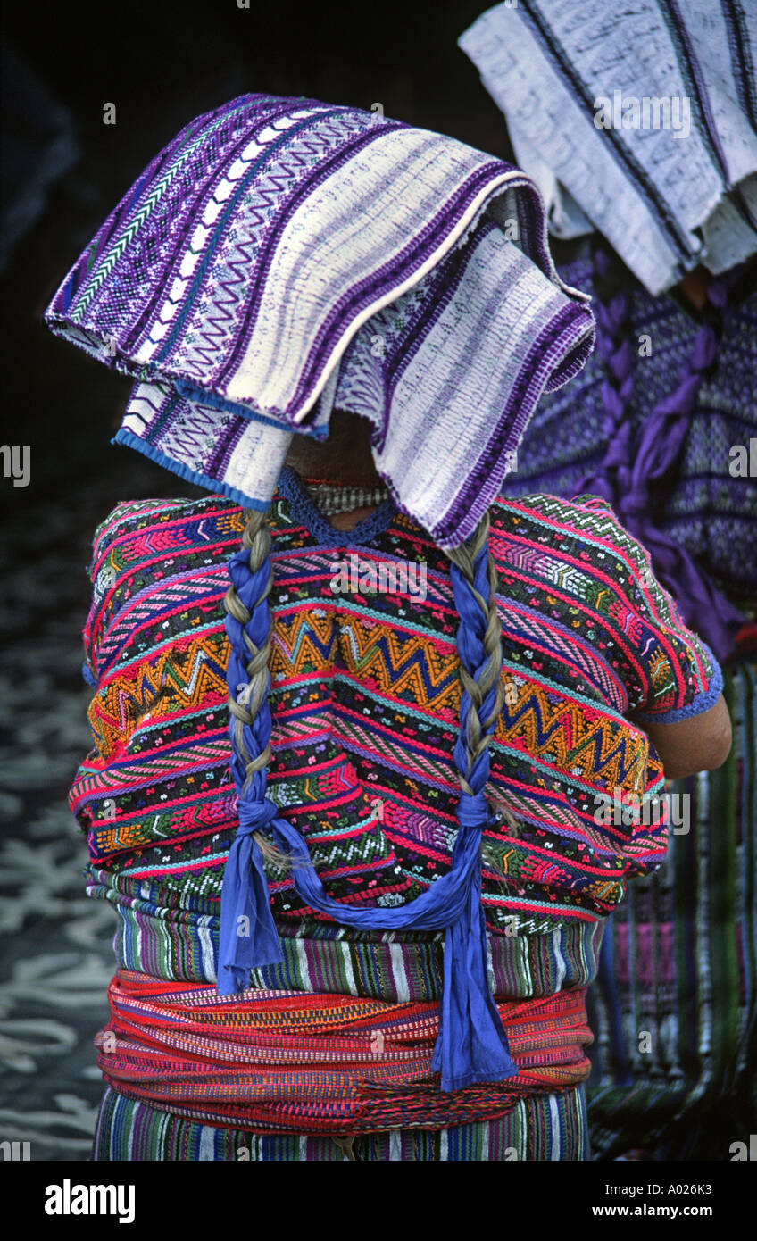 testimonio Ahorro foro A Maya woman with her sumptuous brocaded costume San Martin Jilotepeque Guatemala Central America Stock Photo - Alamy testimonio Ahorro foro A Maya woman with her sumptuous brocaded costume San Martin Jilotepeque Guatemala Central America Stock Photo - Alamy