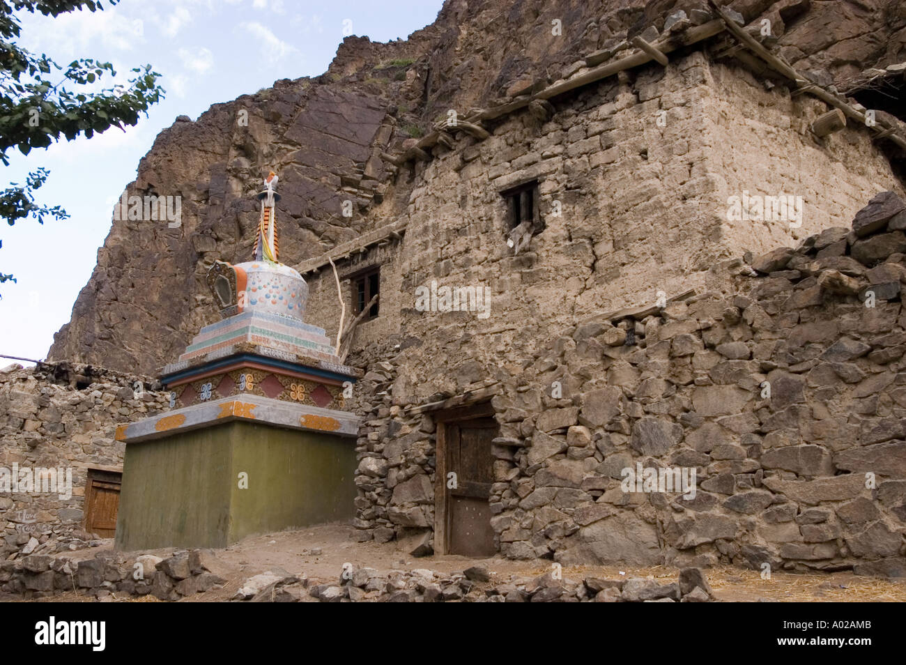 Old traditional house with stupa in Dha Hanu village site of Dard or ...