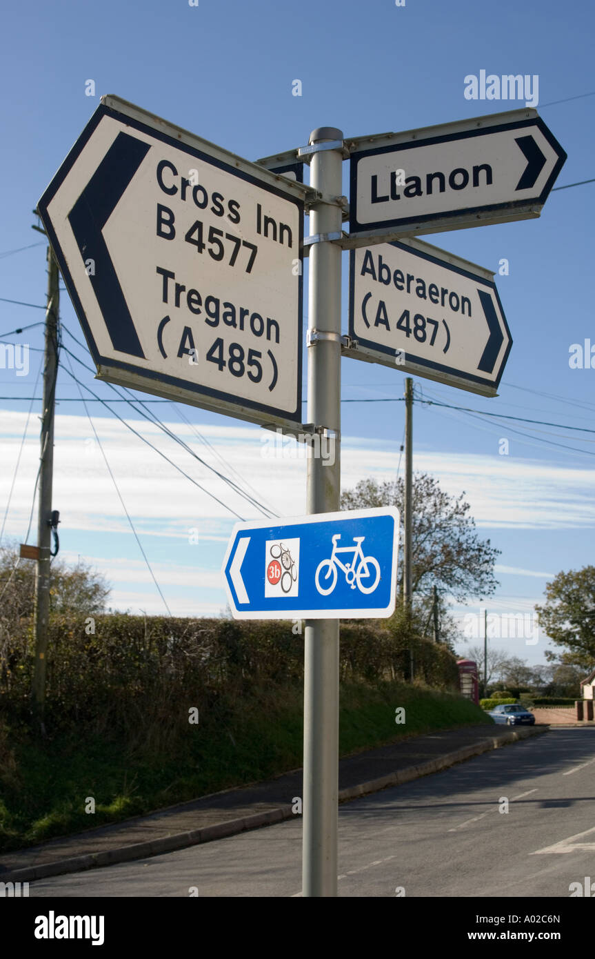 Pennant cross hires stock photography and images Alamy