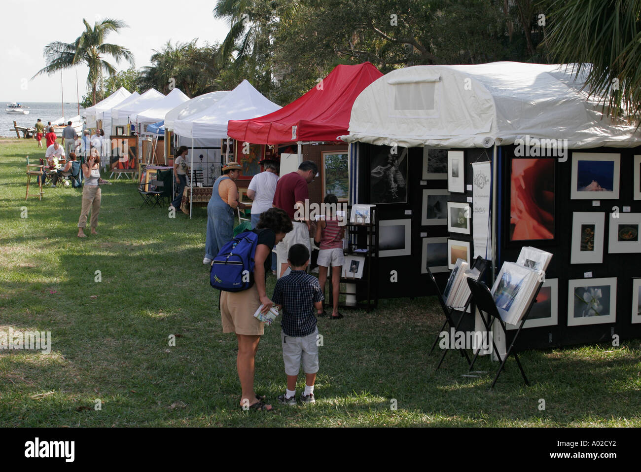 Mad hatter arts festival hires stock photography and images Alamy