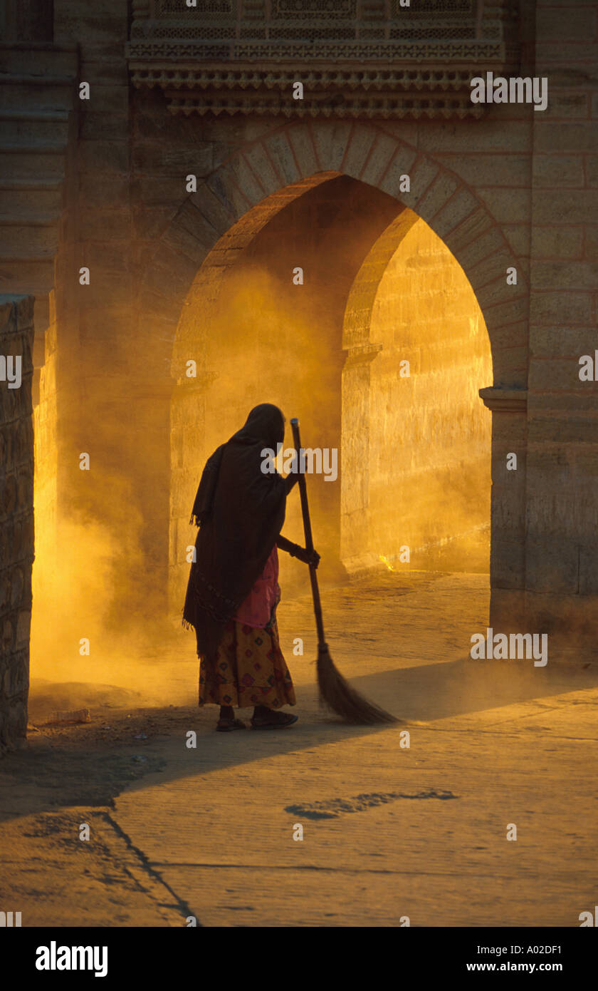 Indian woman broom silhouette hires stock photography and images Alamy