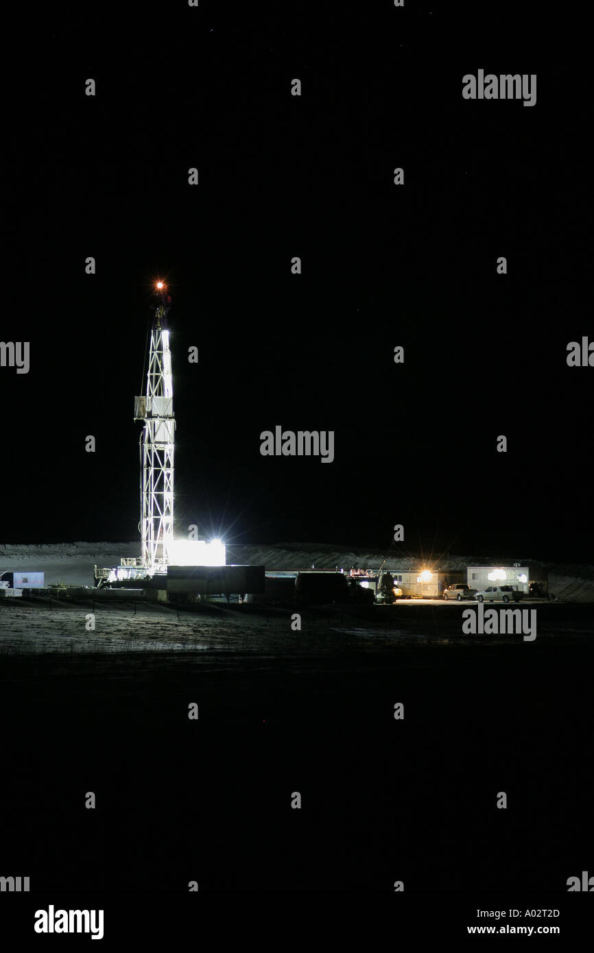 Drilling rig near Marsden Saskatchewan Stock Photo Alamy