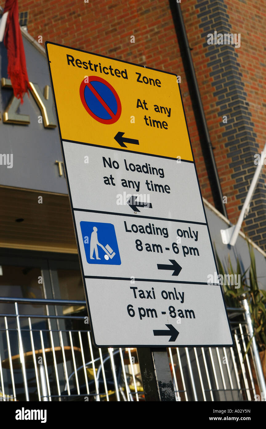 Restriction loading sign hires stock photography and images Alamy