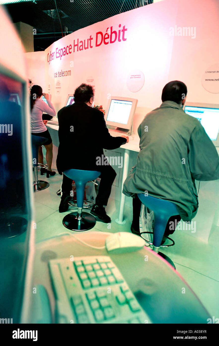 PARIS France, High Speed ADSL Access to Internet Service Businessmen  Browsing the Internet, Trying Product, people working Stock Photo - Alamy