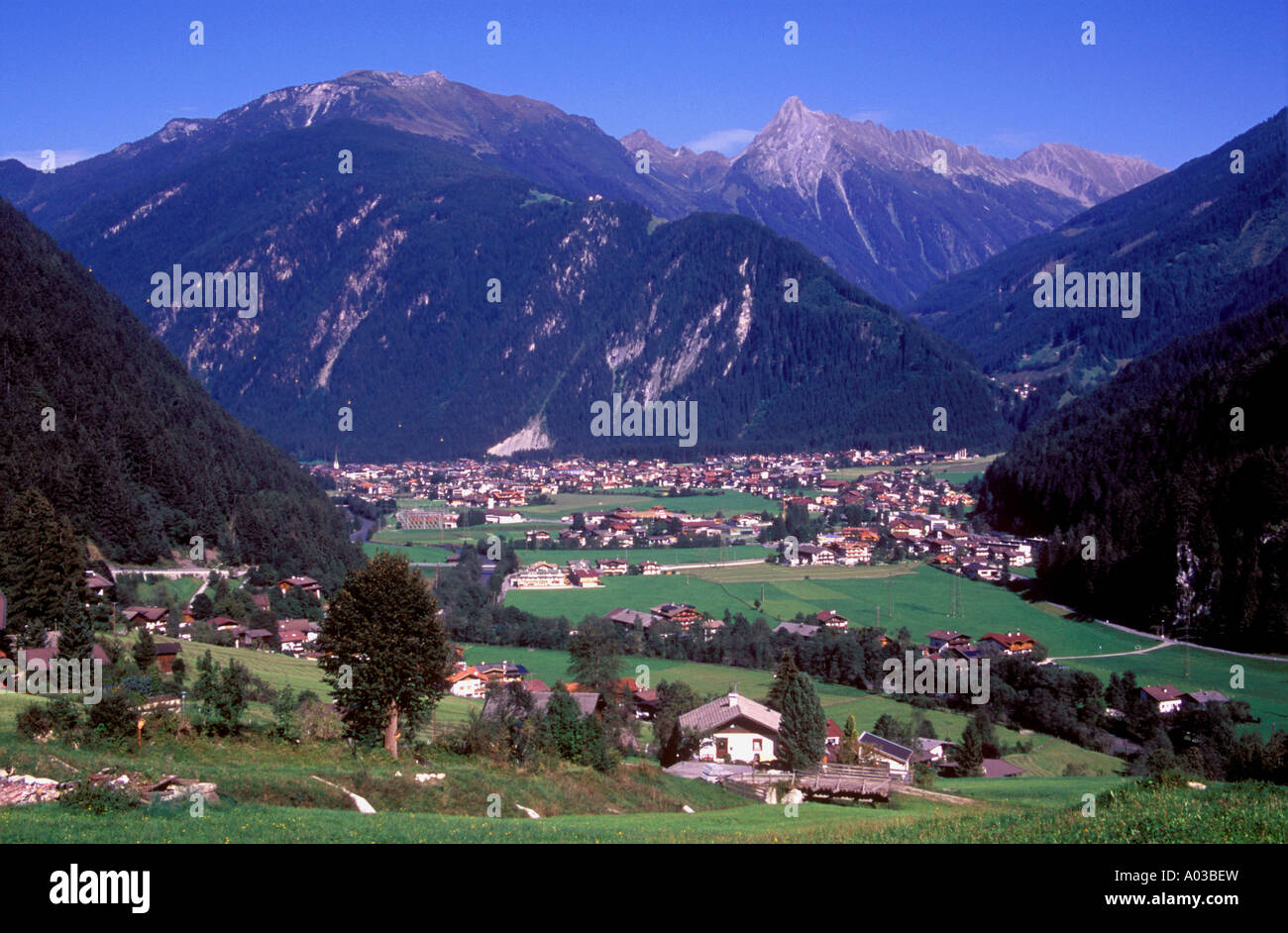 Austria, Tyrol, Mayrhofen, View towards Mayrhofen from near Finkenberg Stock Photo