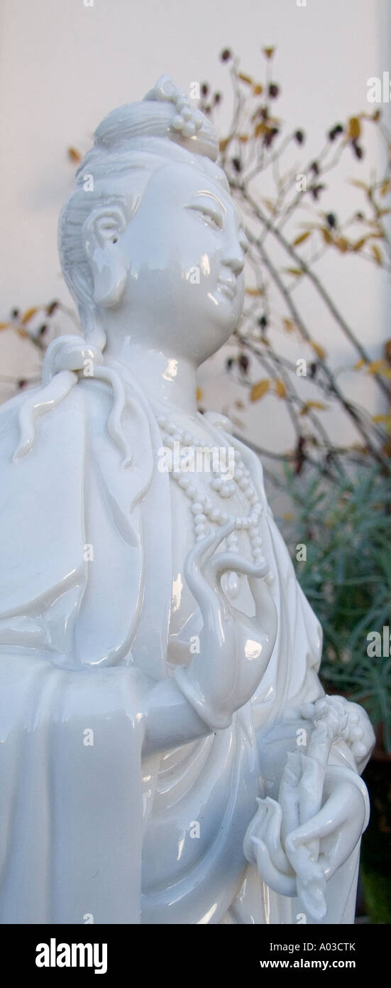 Guan Yin statue Stock Photo Alamy