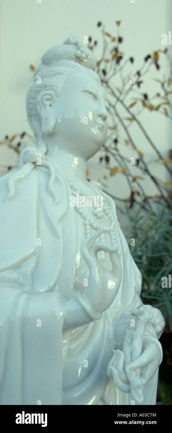 Guan Yin statue Stock Photo Alamy