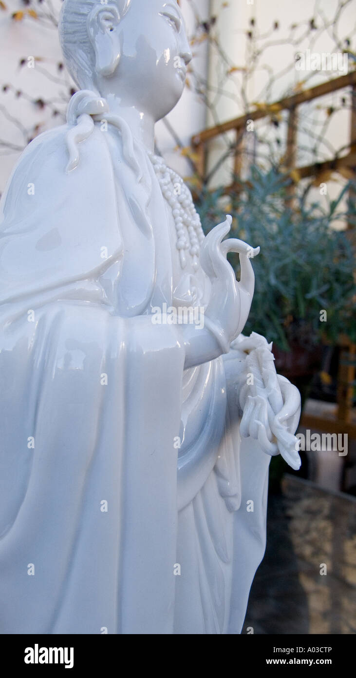 Guan Yin statue Stock Photo Alamy