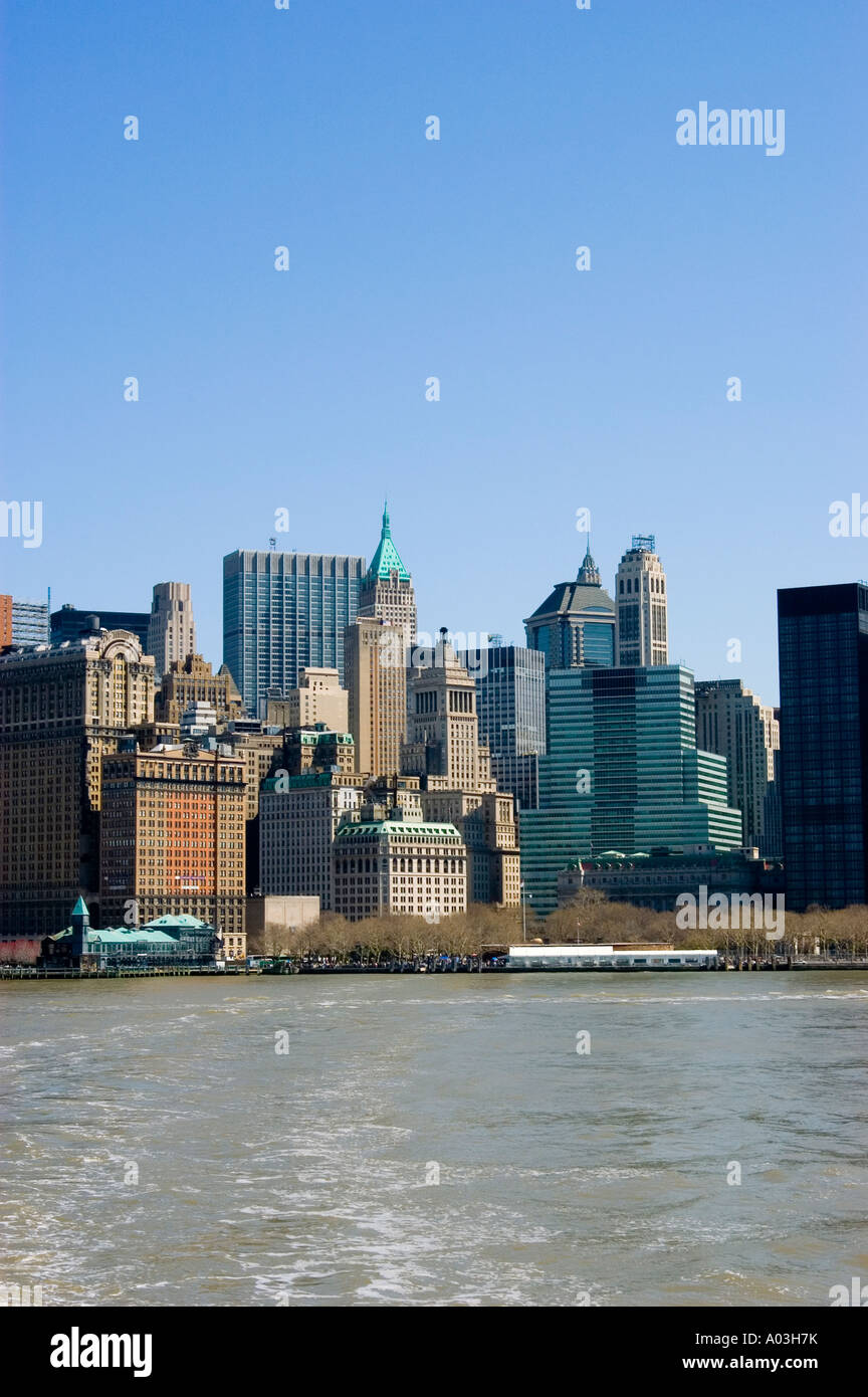 New york lower manhattan skyline hi-res stock photography and images ...