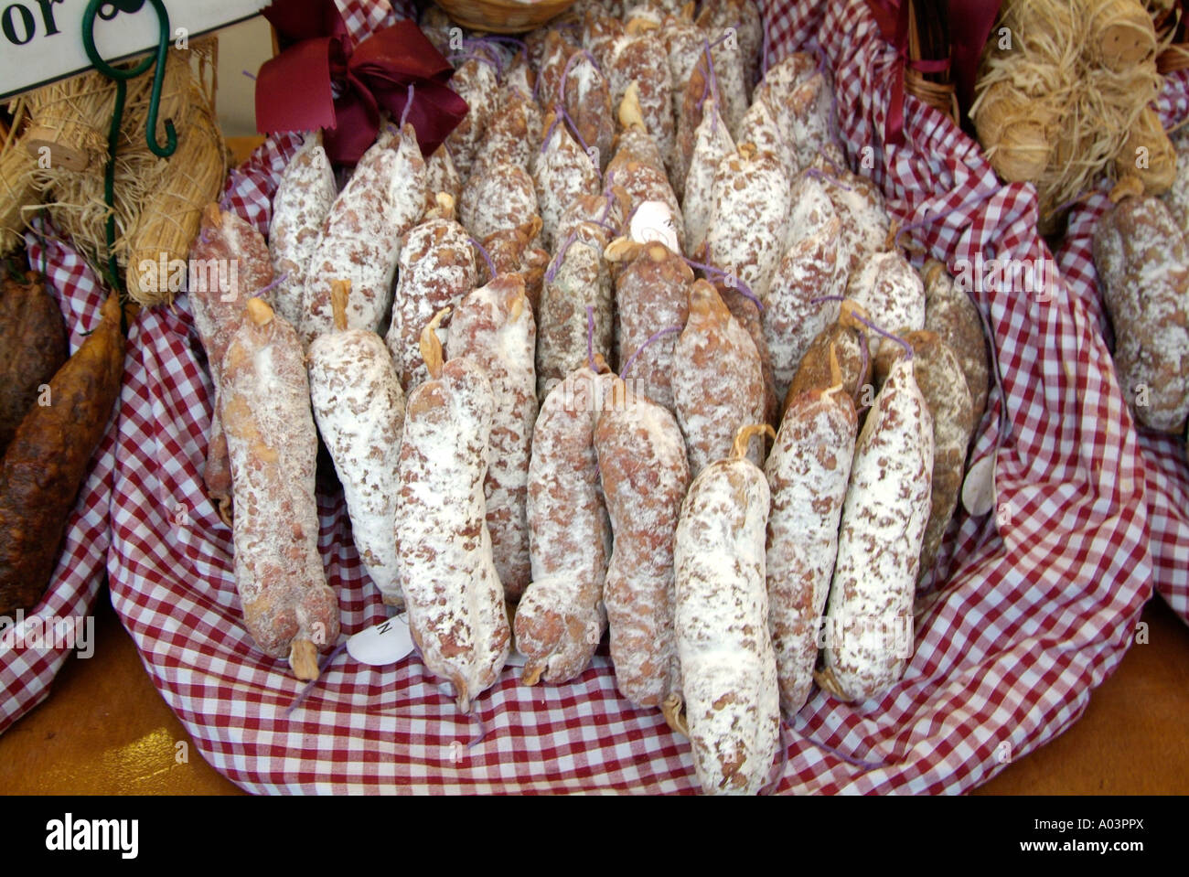 beef pork German sausage preserve carnivore salami butcher meat piece