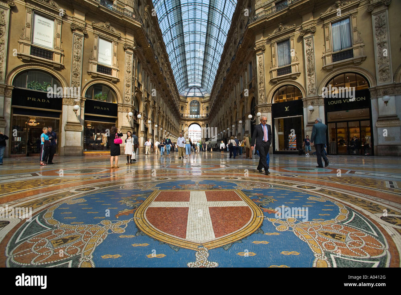 Galleria Vittorio Emanuele II il Salotto di Milano or Milan s drawing room  Milan Italy Stock Photo - Alamy
