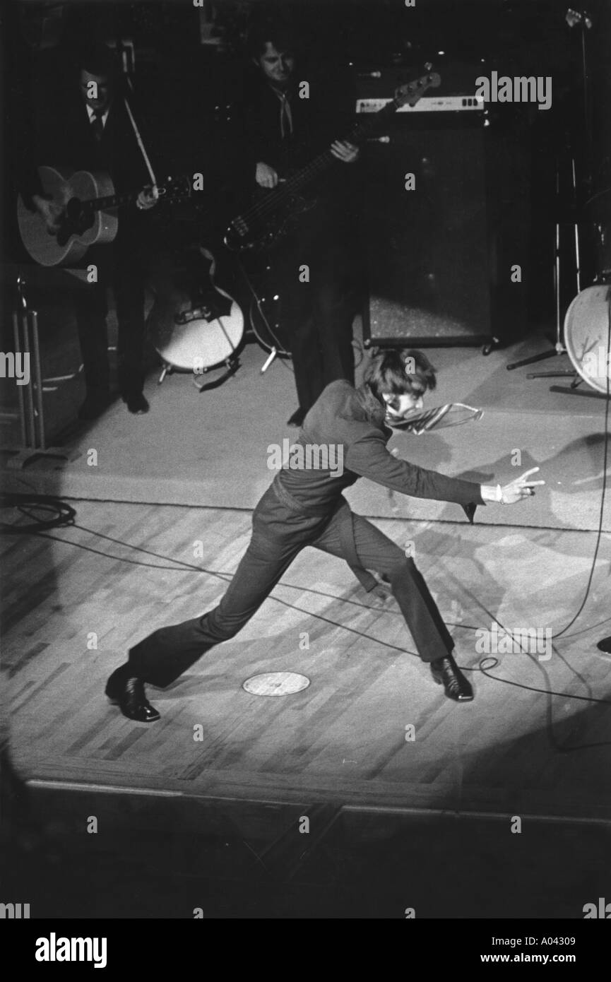 Elvis Presley in concert International Hotel las Vegas July 31 1969 Stock  Photo - Alamy