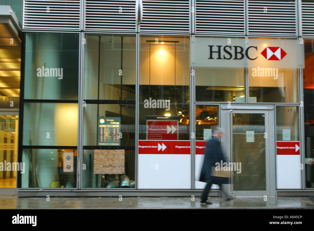 HSBC Bank London England, England Stock Photo - Alamy