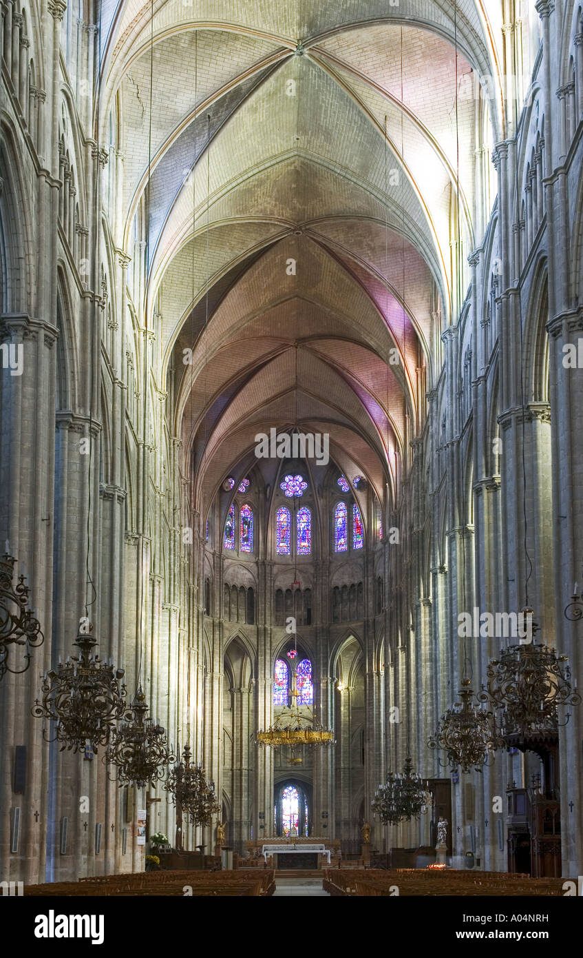 SAINT ETIENNE CATHEDRAL BOURGES FRANCE Stock Photo Alamy saint-etienne-cathedral-bourges-france-stock-photo-alamy